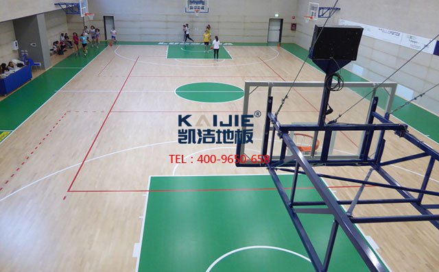 的體育專用運(yùn)動(dòng)木地板——?jiǎng)P潔地板
