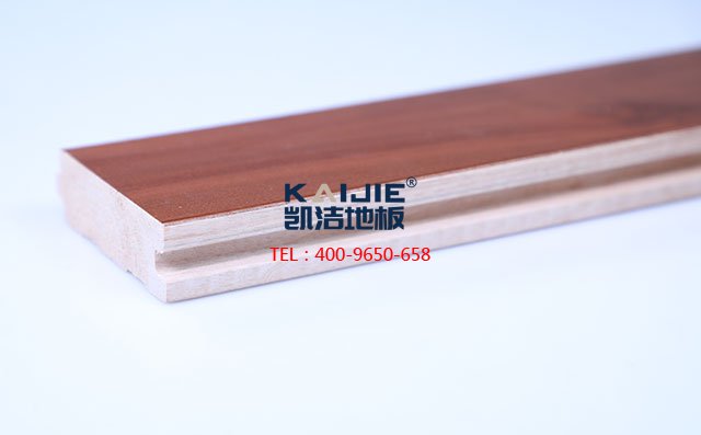 楓樺木C級結(jié)疤板運(yùn)動(dòng)木地板——?jiǎng)P潔地板
