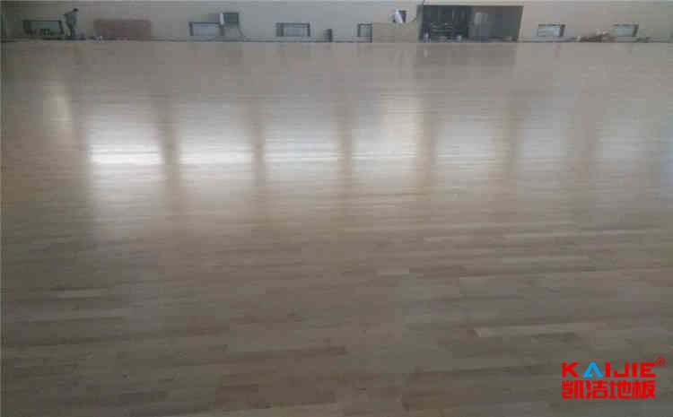 進口籃球館地板廠家批發(fā)