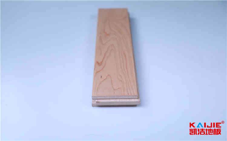 專(zhuān)業(yè)籃球場(chǎng)木地板圖片